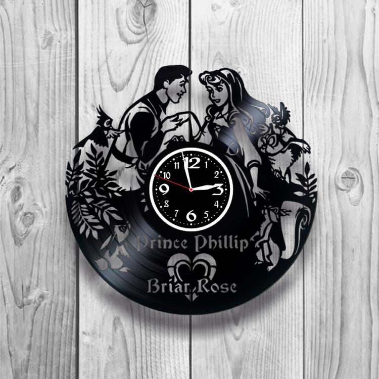 Часы настенные Briar Rose and Prince Philip 0504 из виниловой пластинки
