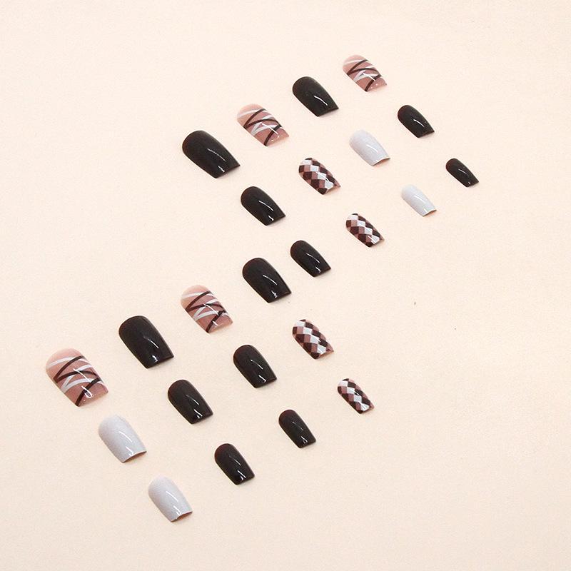 Накладные ногти с клеем Bananahall R697 24 шт. Бордовый (A9976) - фото 2 Накладные ногти с клеем Bananahall R697 24 шт. Бордовый (A9976) - фото 2