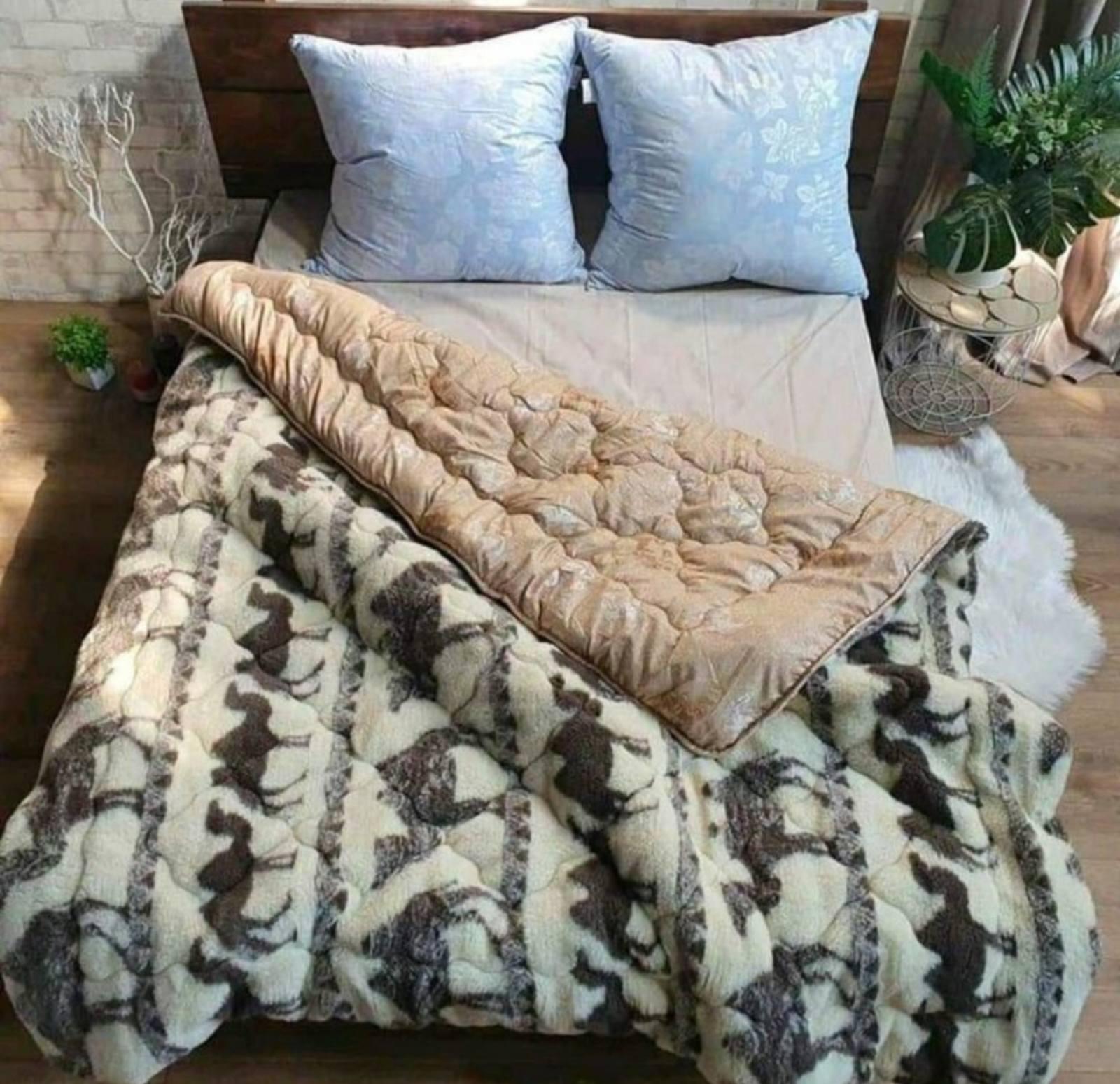 Одеяло зимнее полуторное из верблюжьей шерсти (13054997) - фото 1