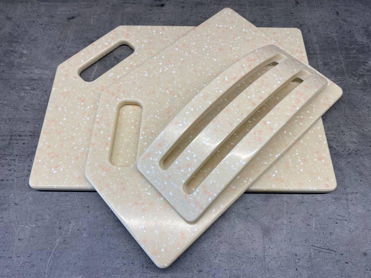 Набір дощок кухонних Florence із штучного каменю на підставці 2 шт. (230) - фото 4 Набір дощок кухонних Florence із штучного каменю на підставці 2 шт. (230) - фото 4