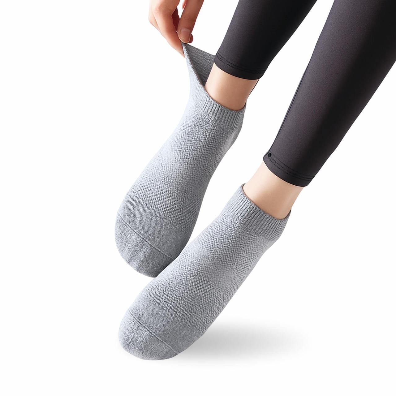 Шкарпетки для йоги та пілатесу Yoga Sports короткі дихаючі р. 35-41 Сірий (2710219243)