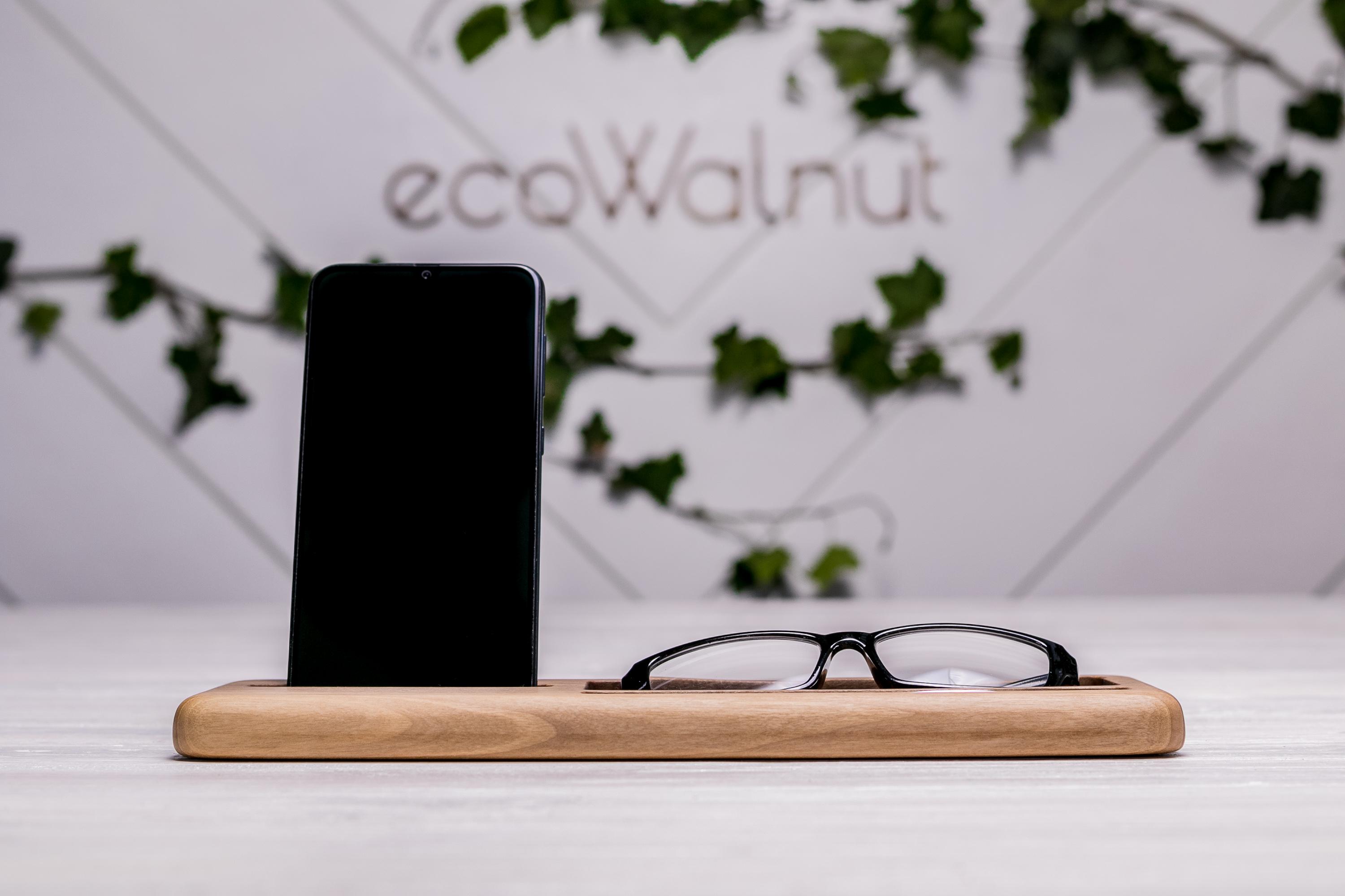 Аксессуар-подставка EcoWalnut настольная с персональным гравированием (EW-11) - фото 2 Аксессуар-подставка EcoWalnut настольная с персональным гравированием (EW-11) - фото 2