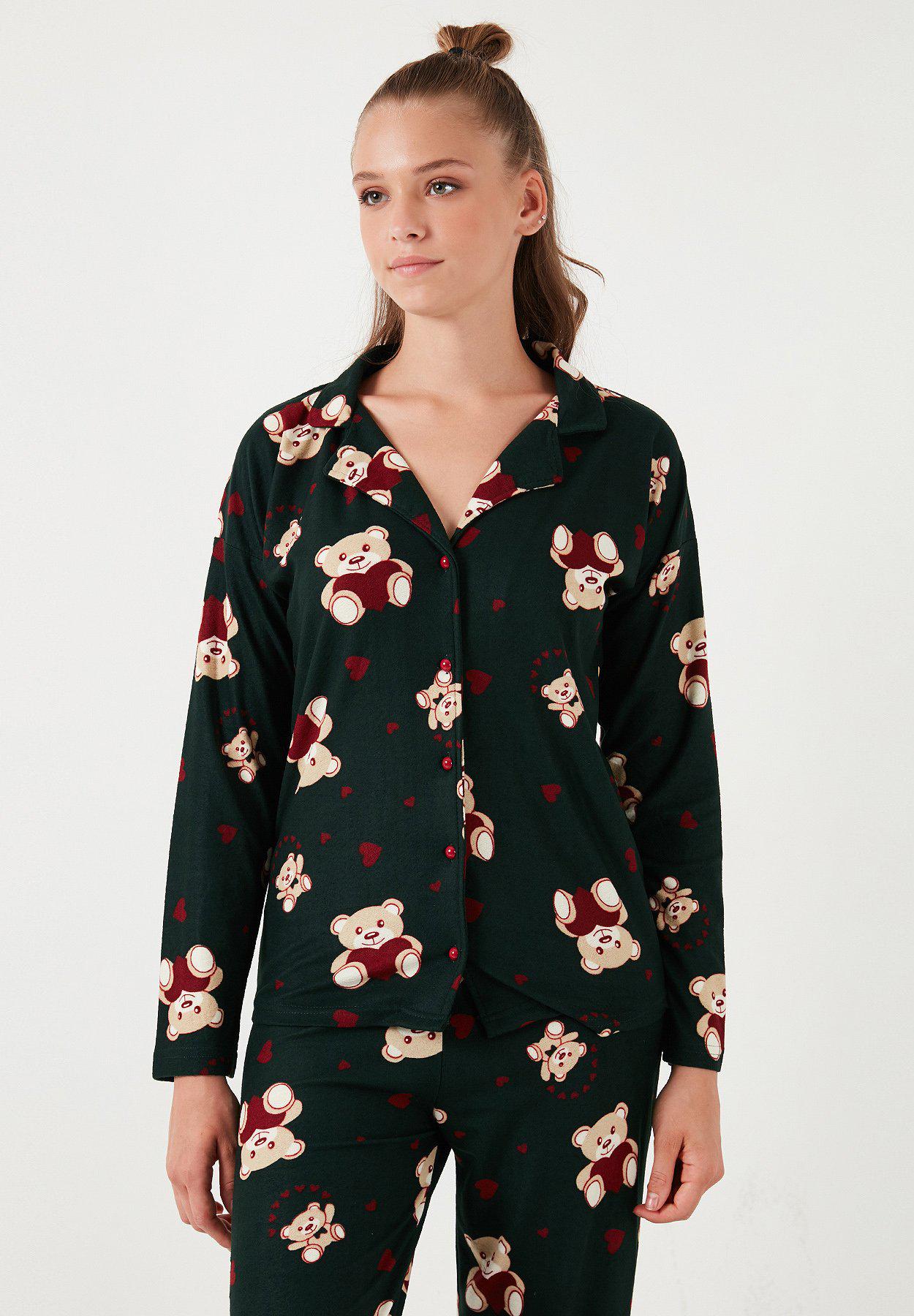 Пижама женская микрофлис Pijamoni 5660-10k на пуговицах с принтом XL Темно-зеленый (29954378) - фото 2 Пижама женская микрофлис Pijamoni 5660-10k на пуговицах с принтом XL Темно-зеленый (29954378) - фото 2