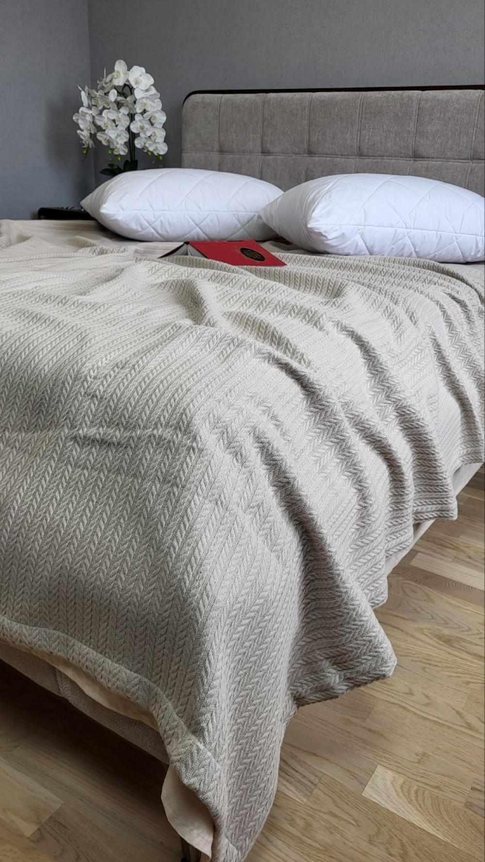 Покрывало Пике Косичка 140x220 см Сливочный бежевый (11228) - фото 7 Покрывало Пике Косичка 140x220 см Сливочный бежевый (11228) - фото 7