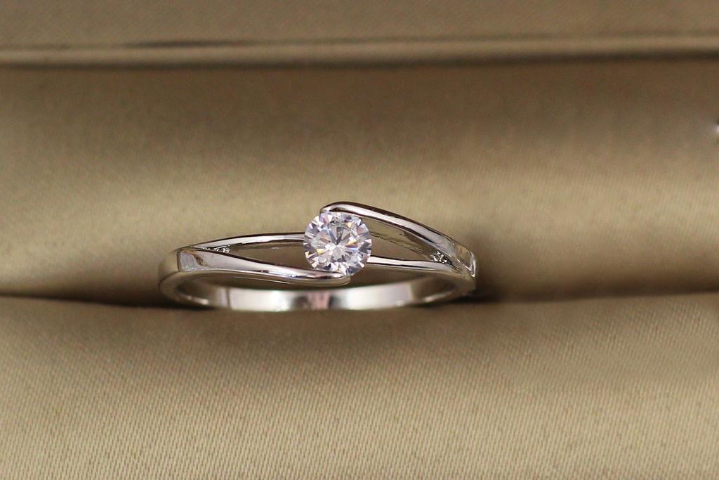 Кольцо Xuping Jewelry двойной обхват с белым камнем р. 19 Серебристый (1831322424)