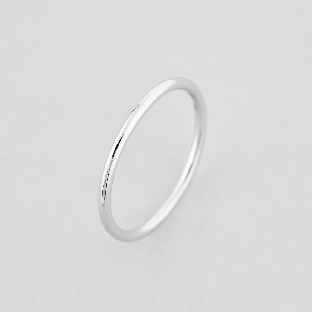 Серебряное кольцо Minimal Неизмеримость р. 16 (10352р-16) Серебряное кольцо Minimal Неизмеримость р. 16 (10352р-16)