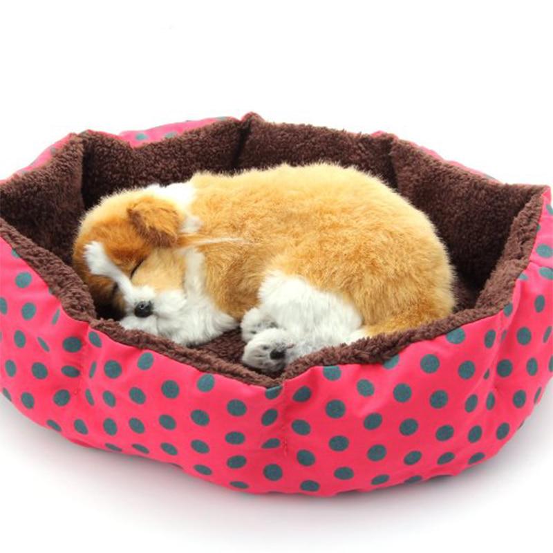 Лежанка плюшевый двухсторонний в горошек для собак 38х30х10 см Красный (1М1273) - фото 2