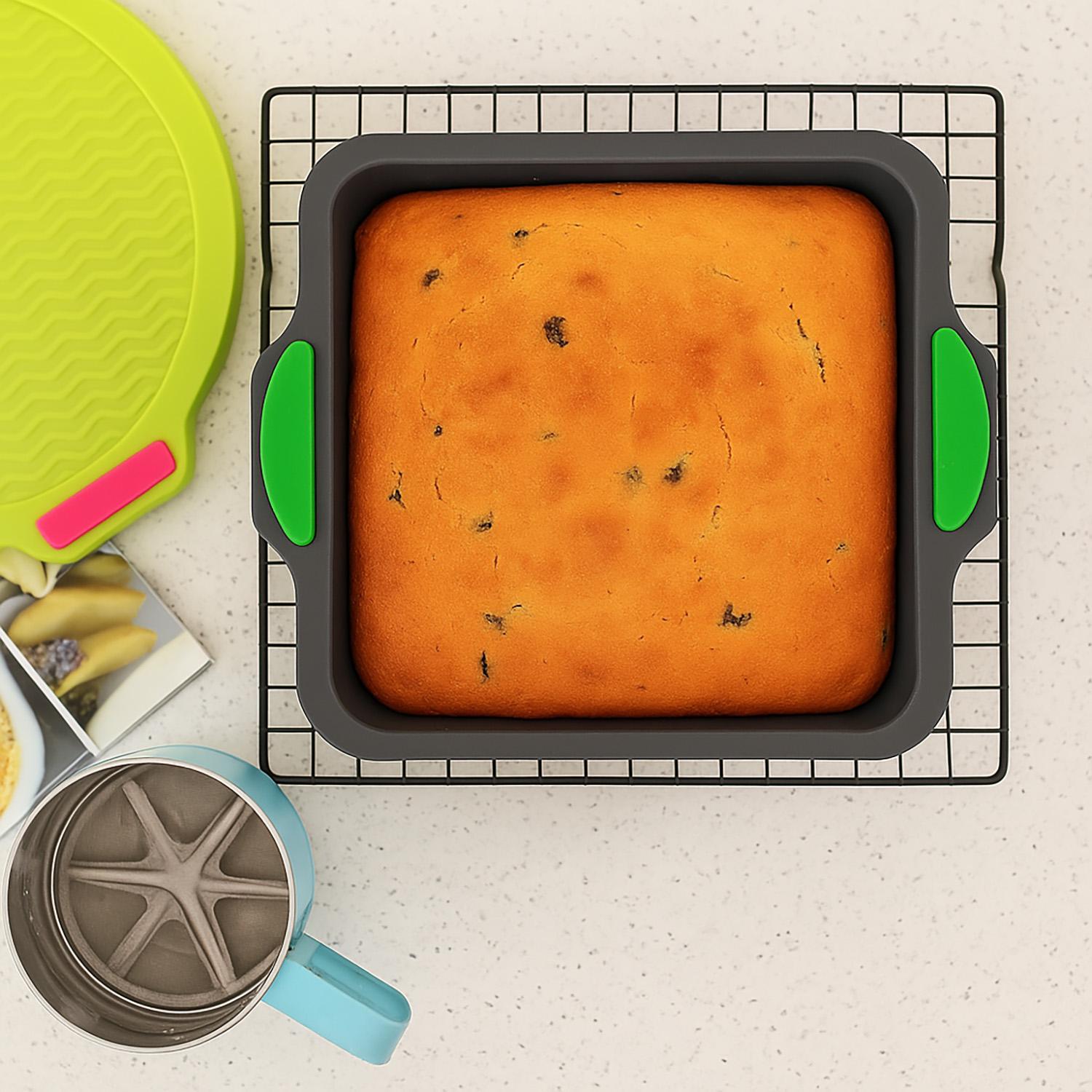 Форма для тортов и пирогов квадратная силиконовая с рифленым дном и ручками 26,5х25 см (87166) - фото 3 Форма для тортов и пирогов квадратная силиконовая с рифленым дном и ручками 26,5х25 см (87166) - фото 3