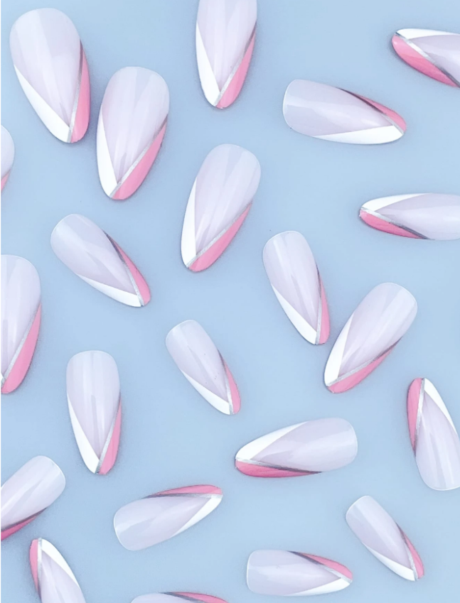 Ногти накладные Цветной френч с серебристой полоской миндаль средней длины с клеевыми стиками 24 шт. Белый с розовым (3000003698) - фото 8 Ногти накладные Цветной френч с серебристой полоской миндаль средней длины с клеевыми стиками 24 шт. Белый с розовым (3000003698) - фото 8