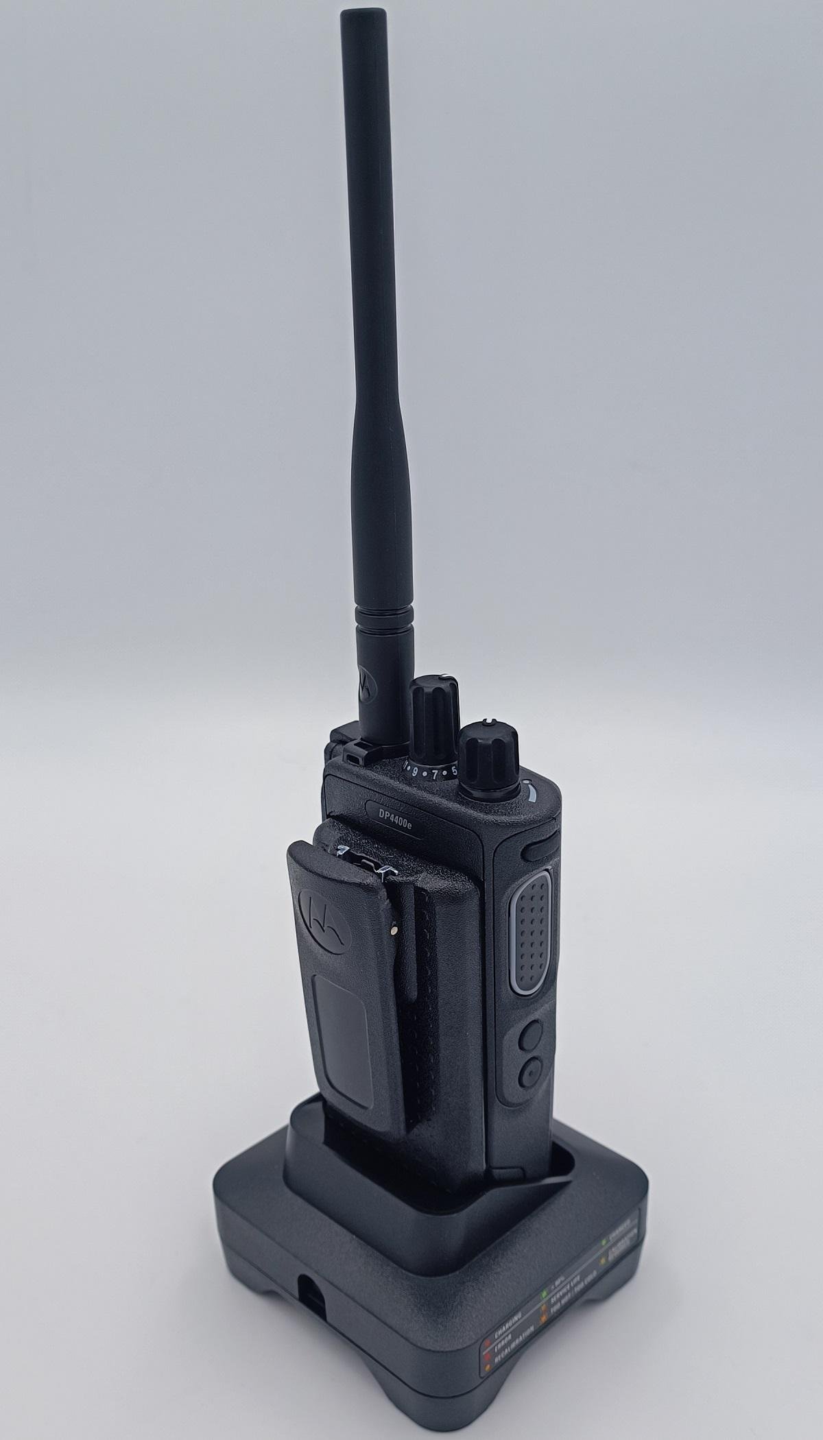 Рація Motorola DP 4400E UHF 403-527 МГц MotoTRBO/ліцензія АЕS256 - фото 3