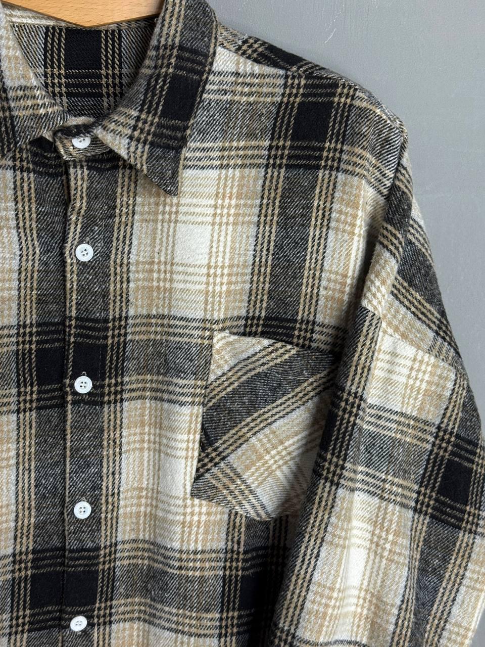 Сорочка жіноча A-N 211 картата оверсайз в клітинку тепла байкова кишеня OS Темно-бежевий (2954) - фото 2 Сорочка жіноча A-N 211 картата оверсайз в клітинку тепла байкова кишеня OS Темно-бежевий (2954) - фото 2