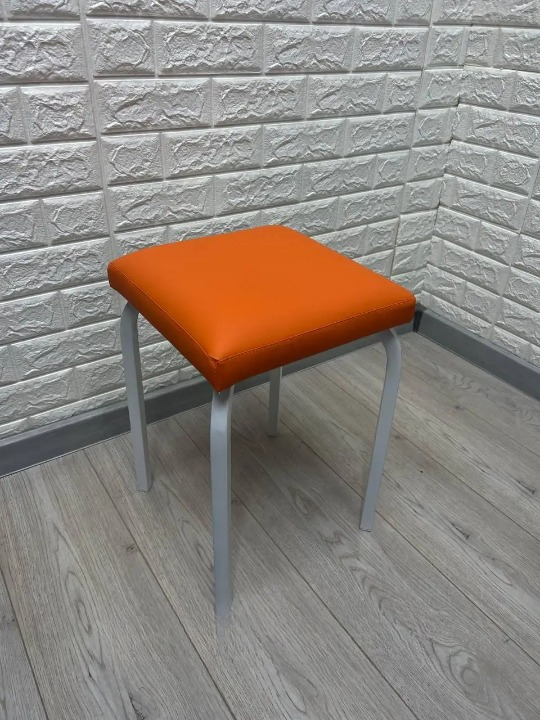 Табурет кухонний Tutty 30х30х45 см Помаренчевий/Сірий (28374257)