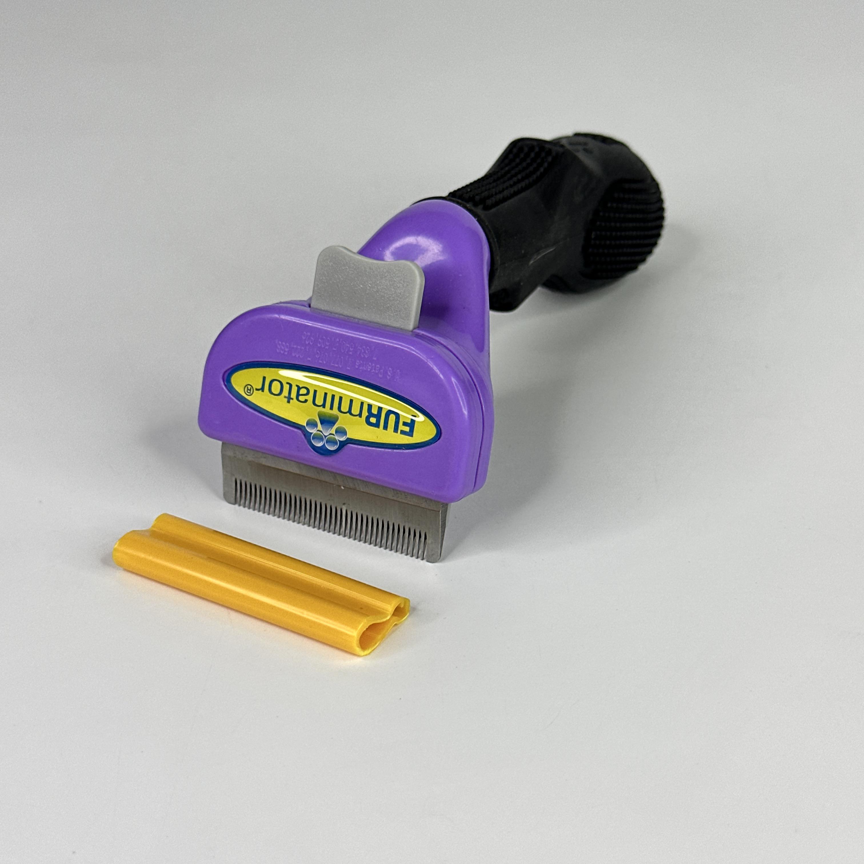 Фурминатор для собак длинношерстных малых пород Furminator с лезвием 4,5 см Фиолетовый (FDL-45-Violet) - фото 1 Фурминатор для собак длинношерстных малых пород Furminator с лезвием 4,5 см Фиолетовый (FDL-45-Violet) - фото 1