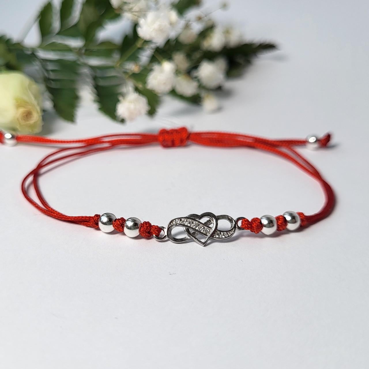 Браслет оберег сердце с белыми камнями серебро 925 пробы родированное 1,51 г Красный (75277б)