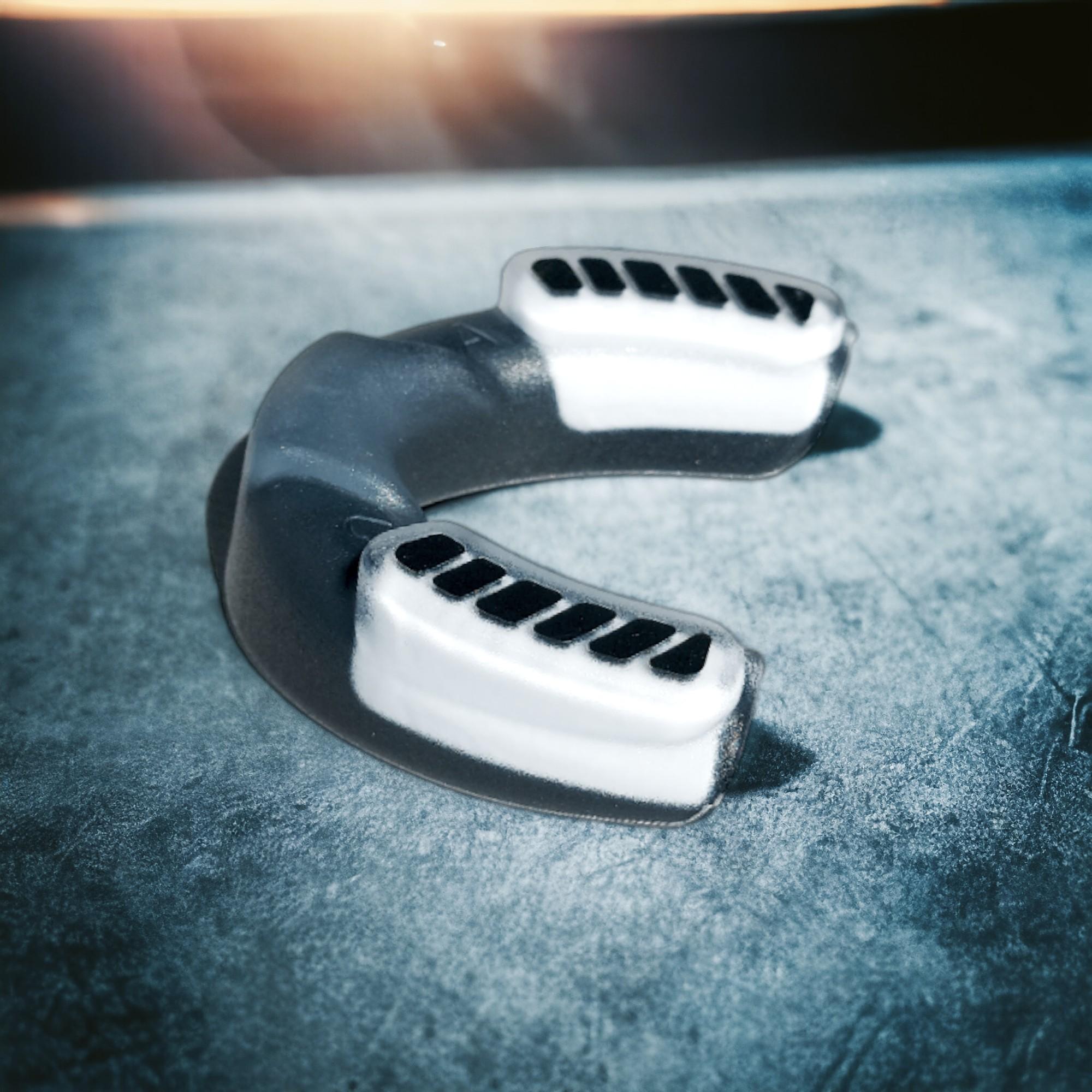 Капа боксерська GDragon тришарова Чорний (1_1_L_1) - фото 10 Капа боксерська GDragon тришарова Чорний (1_1_L_1) - фото 10