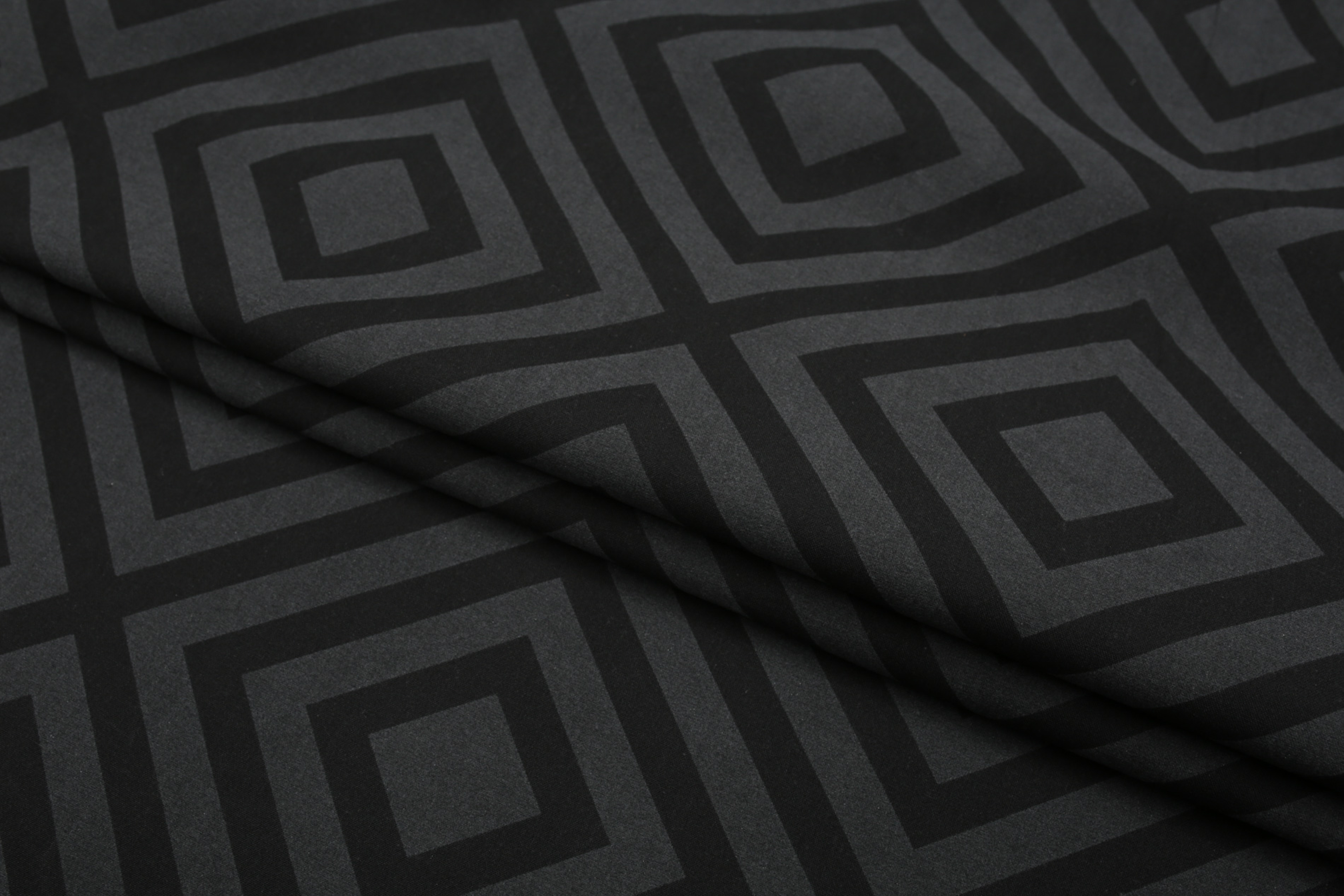 Комплект постельного белья полуторный Amore Glux-132 бязь Черный (KPB-A1,5-GLux-132black(50x70)_) - фото 4 Комплект постельного белья полуторный Amore Glux-132 бязь Черный (KPB-A1,5-GLux-132black(50x70)_) - фото 4