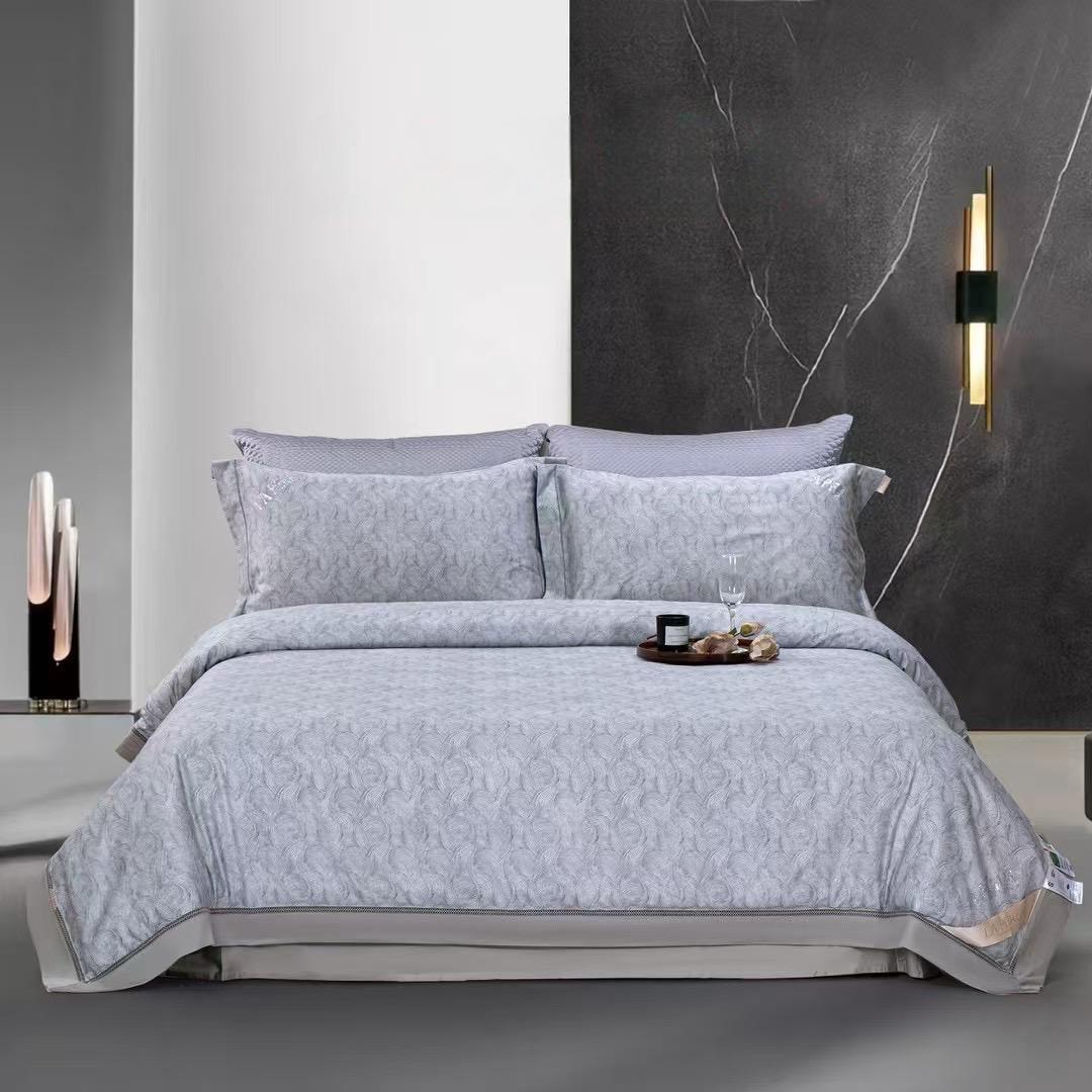 Комплект постельного белья с одеялом сатин евро (70137)