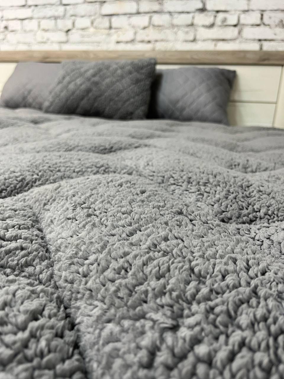 Покрывало с искусственным наполнителем 155х210 см Серый (Д-Al-hutr-kovdra-005) - фото 2 Покрывало с искусственным наполнителем 155х210 см Серый (Д-Al-hutr-kovdra-005) - фото 2