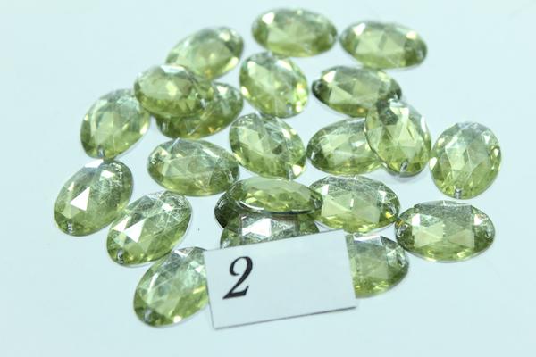 Камни пришивные Овал малый 13х18 мм 30 шт. Салатовый