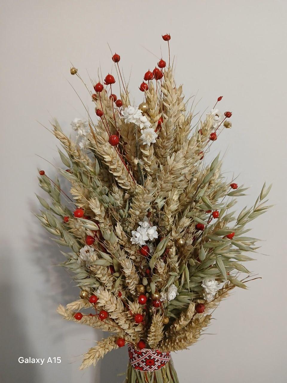 Дидух рождественский из колосья пшеницы/льна и овса на трех ножках 50-55 см с лентой вышиванкой Красный (2822762528) - фото 5 Дидух рождественский из колосья пшеницы/льна и овса на трех ножках 50-55 см с лентой вышиванкой Красный (2822762528) - фото 5