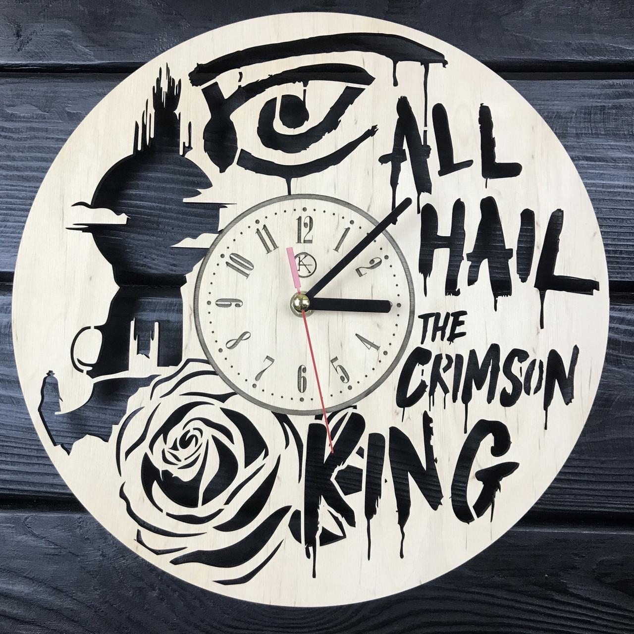 Часы ручной работы настенные деревянные Dark tower