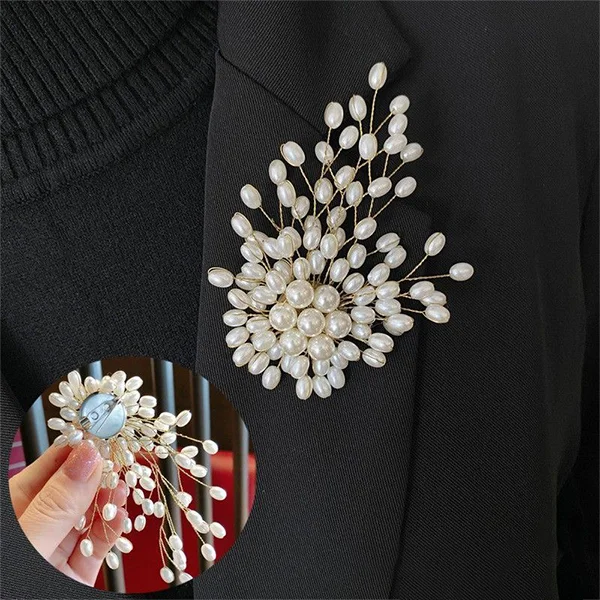 Брошь на одежду украшена искусственными жемчужинами 8х6 см (Y01963) - фото 5 Брошь на одежду украшена искусственными жемчужинами 8х6 см (Y01963) - фото 5