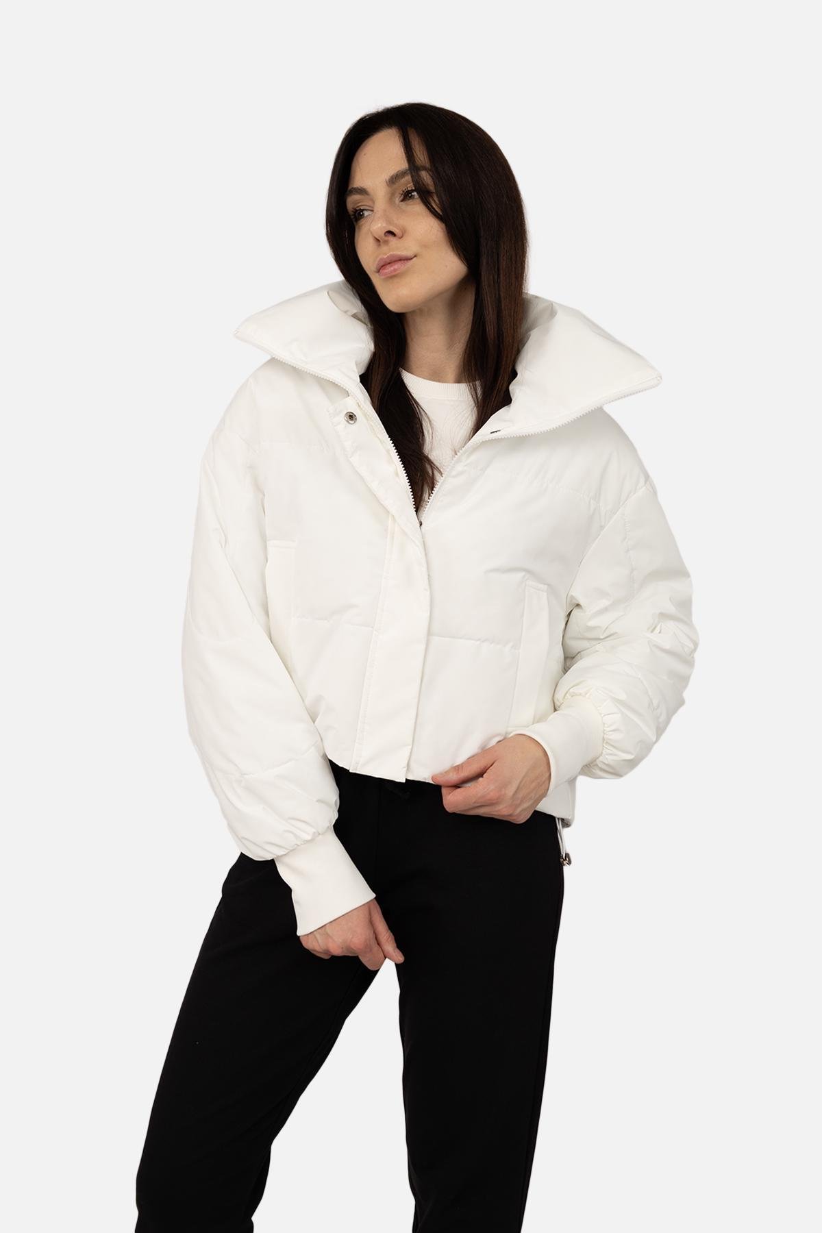 Куртка короткая женская р. 52 Молочный (SKT001034530) - фото 3 Куртка короткая женская р. 52 Молочный (SKT001034530) - фото 3