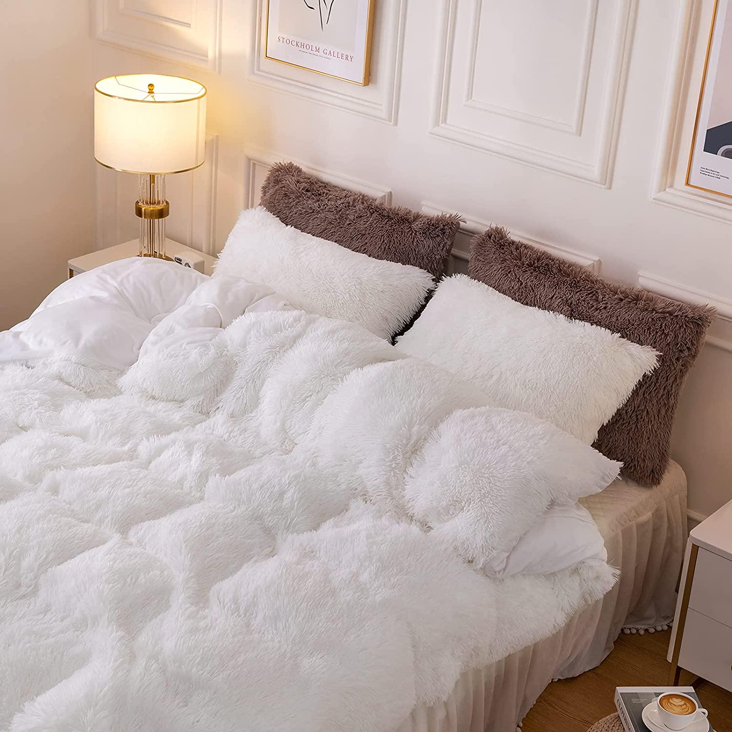 Ковдра всесезонна Grass Травка Хутро плюшева 210х230 см Білий - фото 3 Ковдра всесезонна Grass Травка Хутро плюшева 210х230 см Білий - фото 3