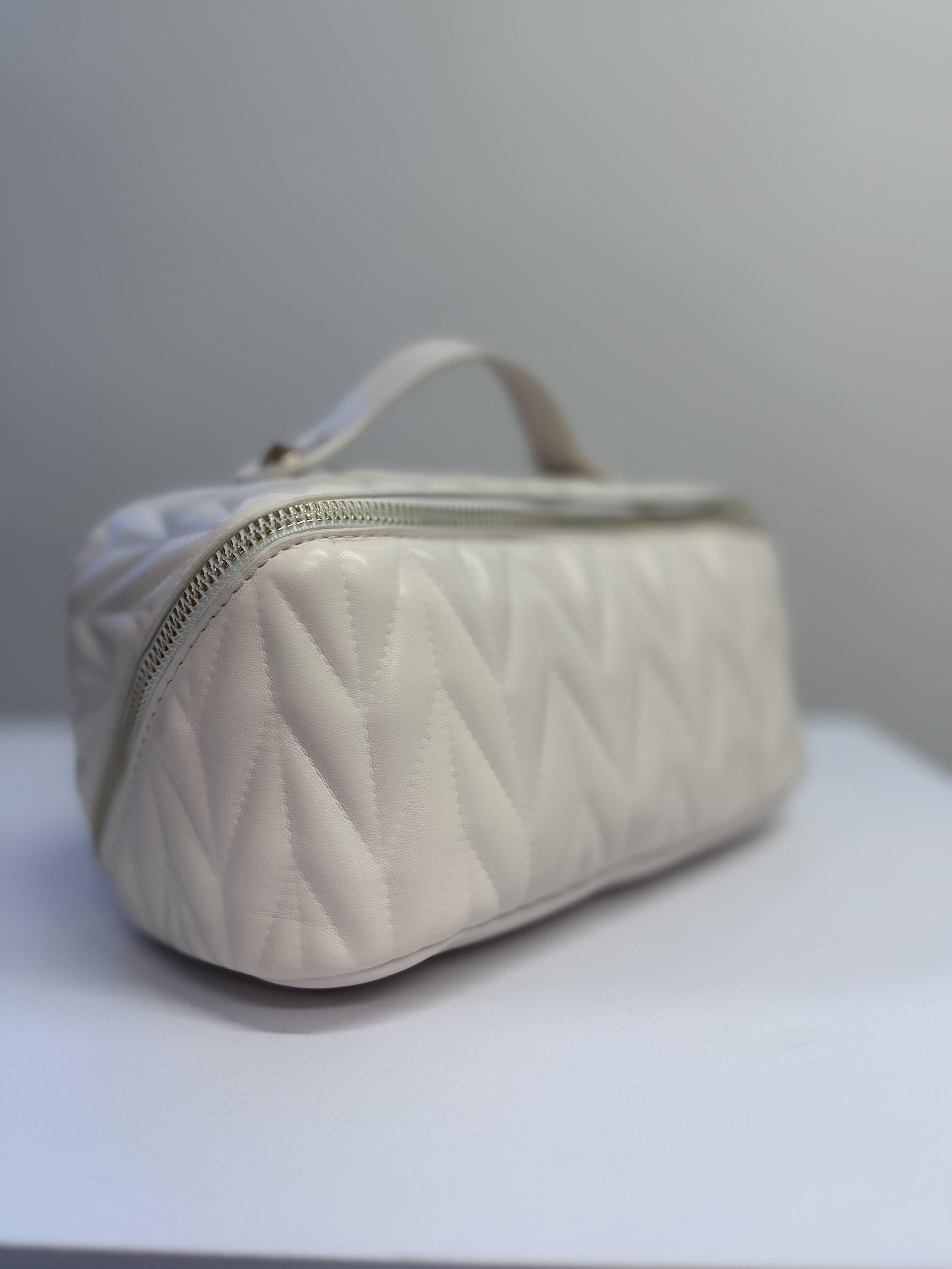 Косметичка-органайзер стьобана Молочна, (31517483)