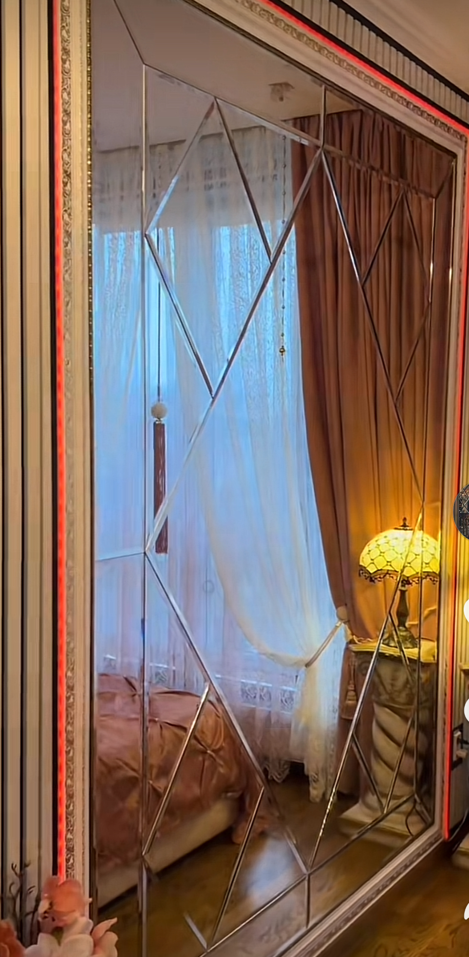 Плитка зеркальная Yuf_Glass 2200х1700 мм (153)