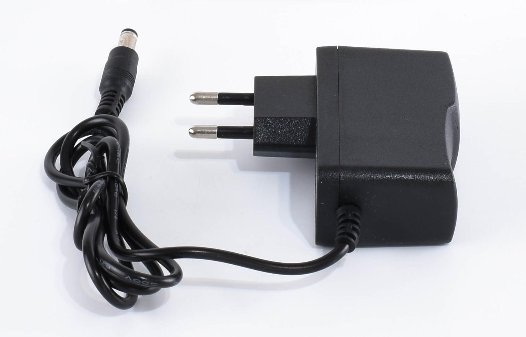 Блок живлення для гітарних педалей ефектів 9V 1A мінус в центрі (0018)