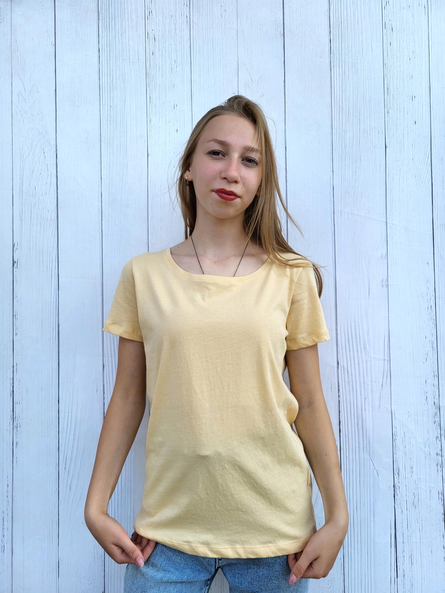 Футболка женская Pink Woman 10981 L Желтый (44-46)