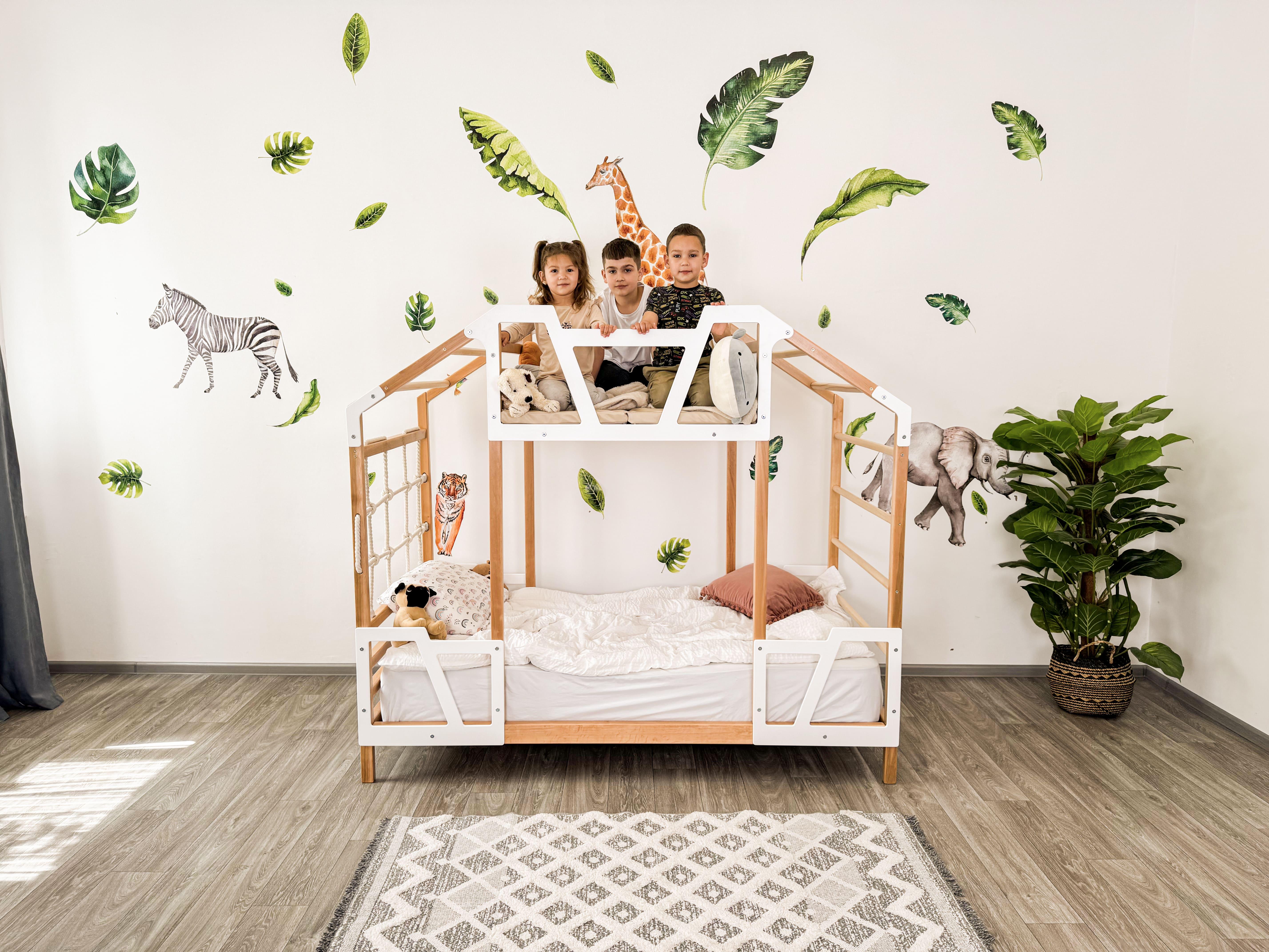 Кровать детская деревянная Башня Монтессори на ножках 200х90 см Натуральное дерево/Белый (TBW03)