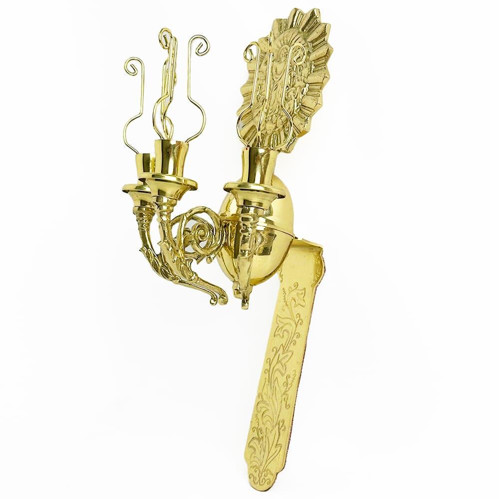 Трехсвечник пасхальный с иконой из латуни (11025) - фото 2 Трехсвечник пасхальный с иконой из латуни (11025) - фото 2