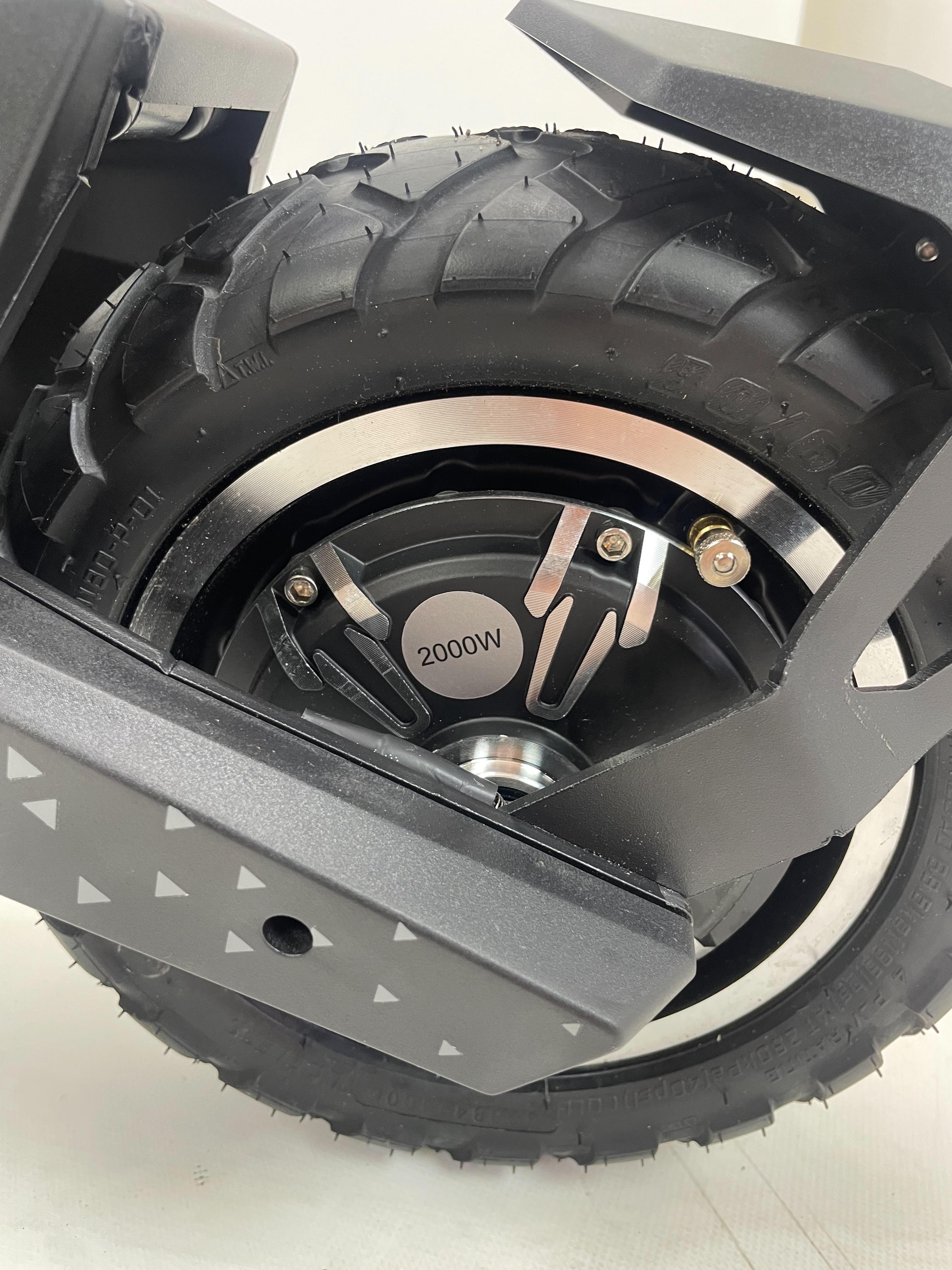 Електросамокат Tesla Sports 10" 2000W 48V 21 Ah (TS-2000) - фото 11 Електросамокат Tesla Sports 10" 2000W 48V 21 Ah (TS-2000) - фото 11