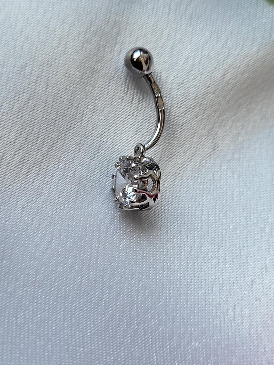 Пирсинг в пупок с белым камнем серебро покрыто родием 925 пробы 1,80 г (65134р)