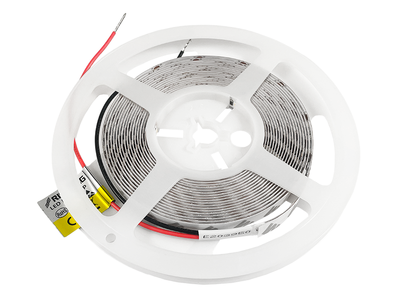 Светодиодная лента RISHANG SMD2835 120 LED 12В 9,6 Вт IIP20 3000К 1 м Теплый белый (RV08C0TA-A)