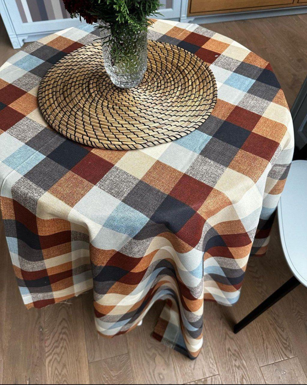 Скатертина кругла Le maison de Garny Велика клітина 50x50 мм d 150 см (02-10231)