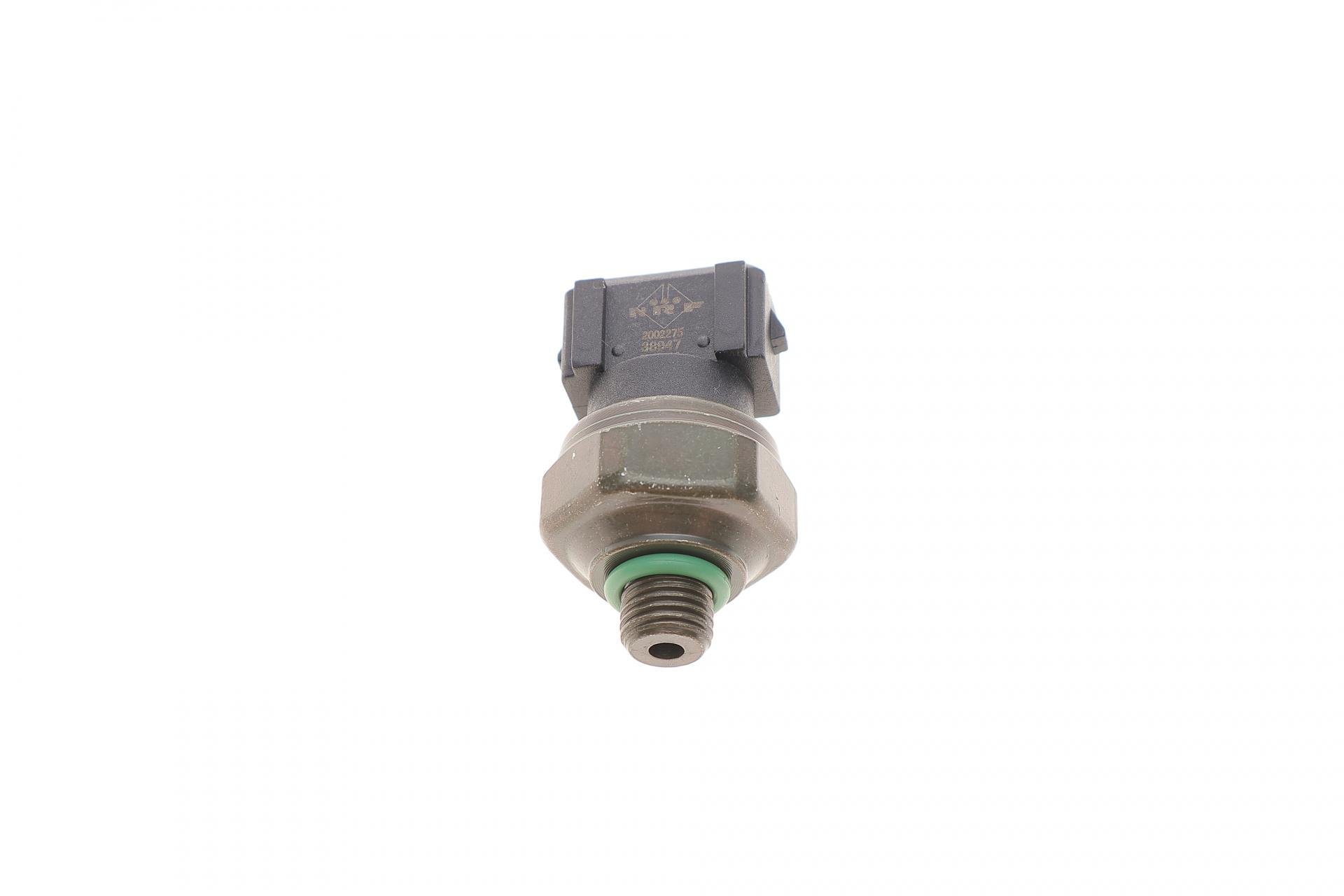 Датчик тиску кондиціонера Volvo S40/S60/S80/V40/V70/XC70/XC90 95-16 (38947)