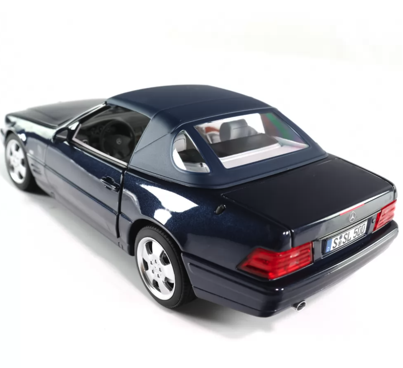 Модель автомобиля Mercedes-Benz SL 500 R129 1998-2001 1:18 Azure Blue (B66040657) - фото 7