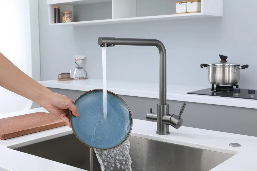 Смеситель для кухни Nett FGr-33 Frosh с подключением к фильтру Графитовый (NET-034020) - фото 4 Смеситель для кухни Nett FGr-33 Frosh с подключением к фильтру Графитовый (NET-034020) - фото 4