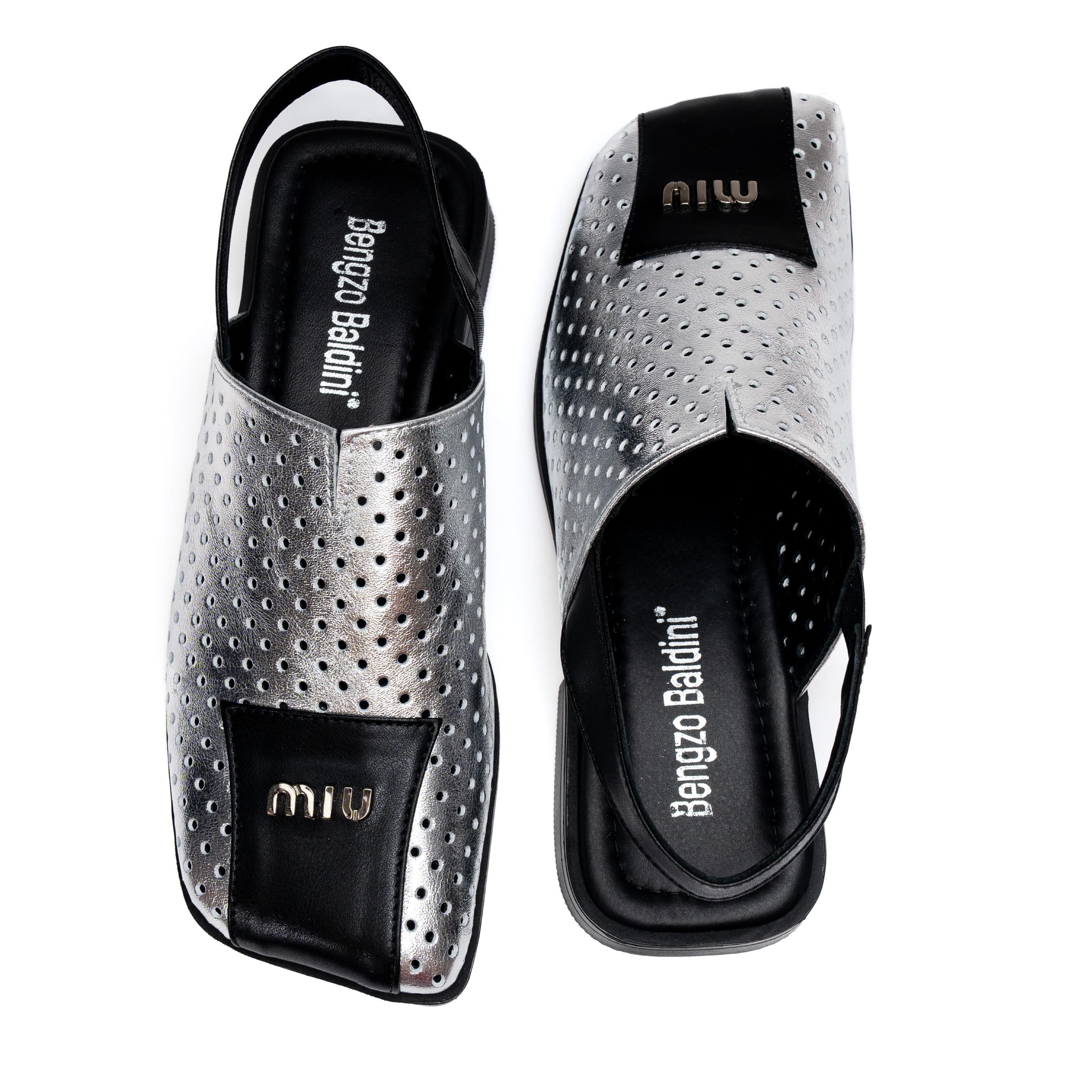 Босоножки Bengzo Baldini 01633 р. 37 Серебряный (104363930) - фото 4 Босоножки Bengzo Baldini 01633 р. 37 Серебряный (104363930) - фото 4