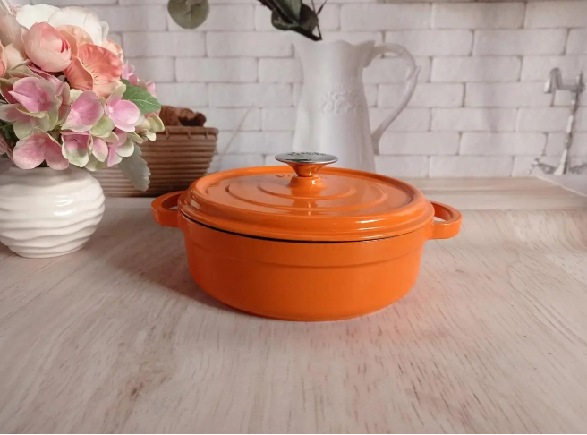 Кастрюля-сотейник OMS чугунный с крышкой для газа и индукции 4 л Оранжевый (3365-4)