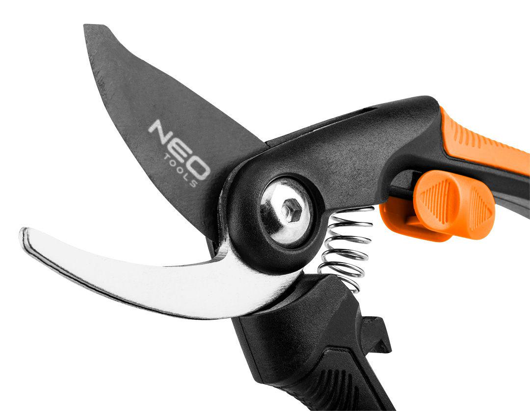 Секатор Neo Tools плоскостной 20 мм 21 см (604759) - фото 3 Секатор Neo Tools плоскостной 20 мм 21 см (604759) - фото 3