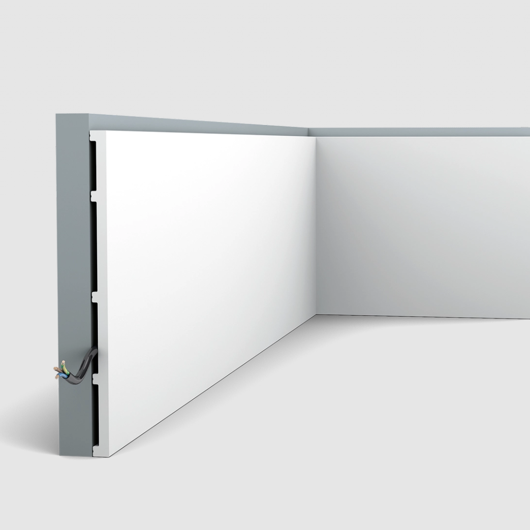 Плінтус із дюрополімеру Orac Decor SX207F