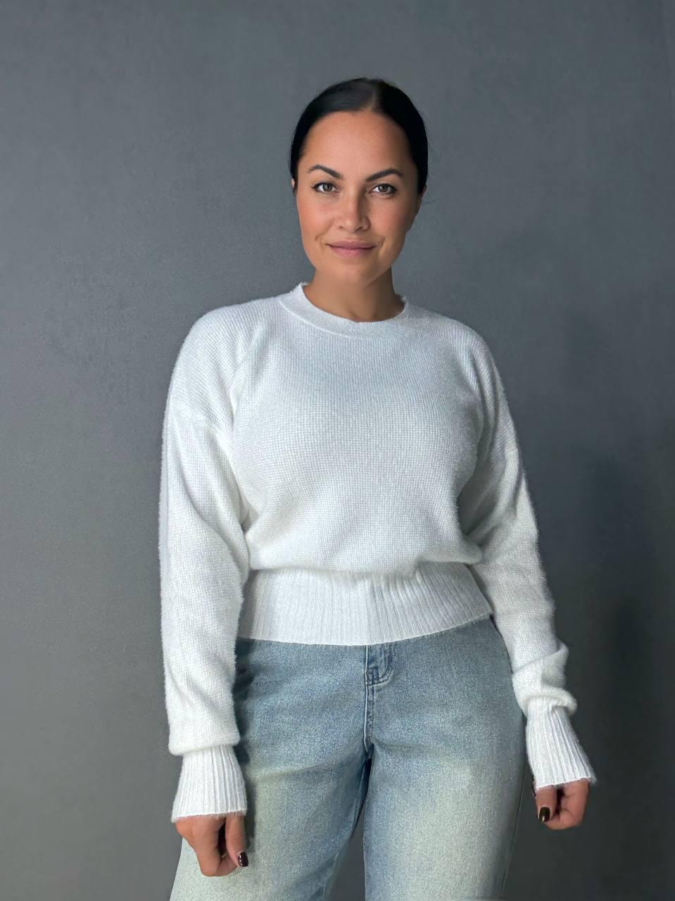 Светр жіночий Fancy Matinee 7571 вафельний з ангори оверсайз OS Білий (4986) - фото 5