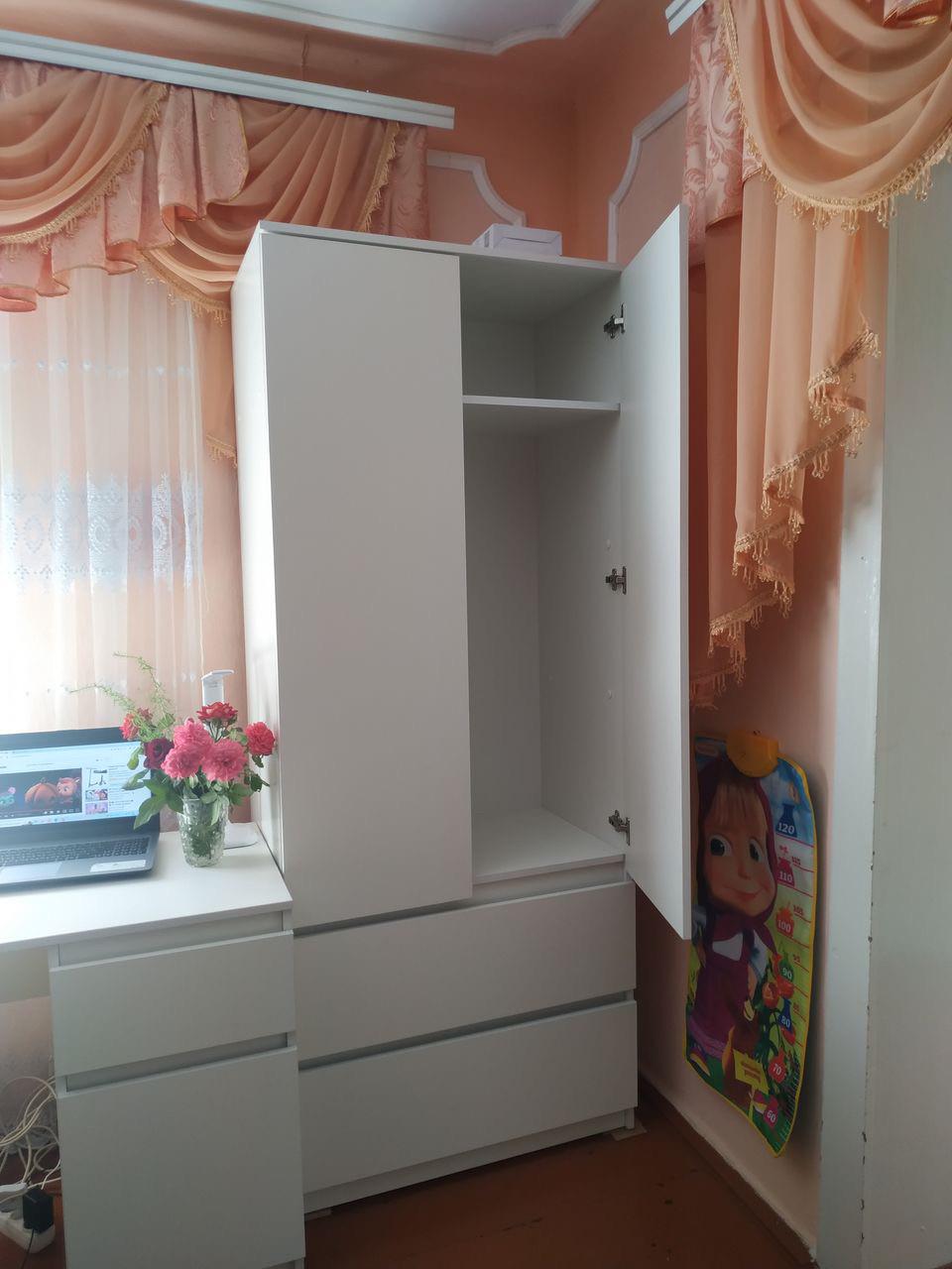 Шафа Кватро 2+2 з висувним вішаком 800х1990х470 мм Білий - фото 7 Шафа Кватро 2+2 з висувним вішаком 800х1990х470 мм Білий - фото 7