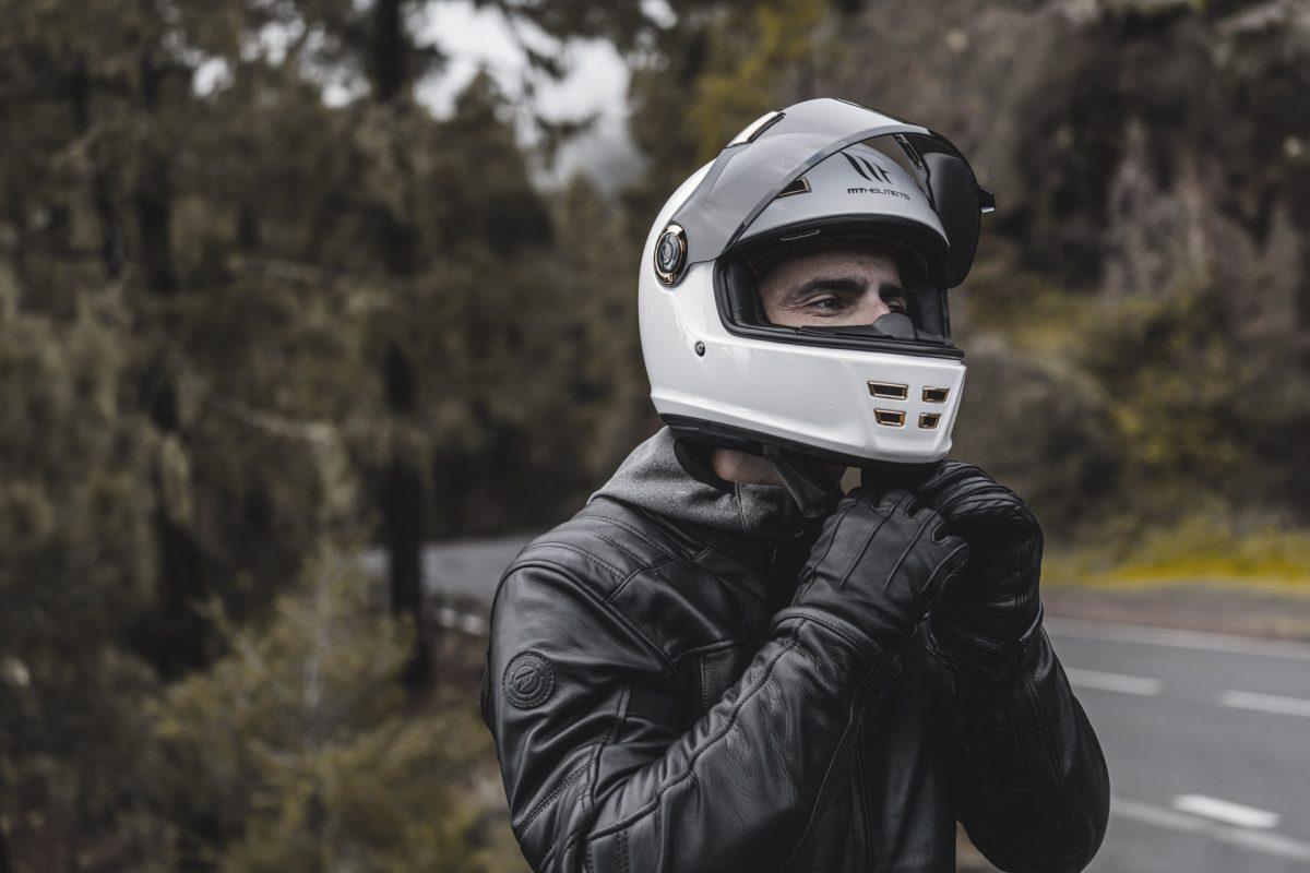 Мотошлем MT HELMETS Jarama Solid S Gloss White (25136) - фото 34