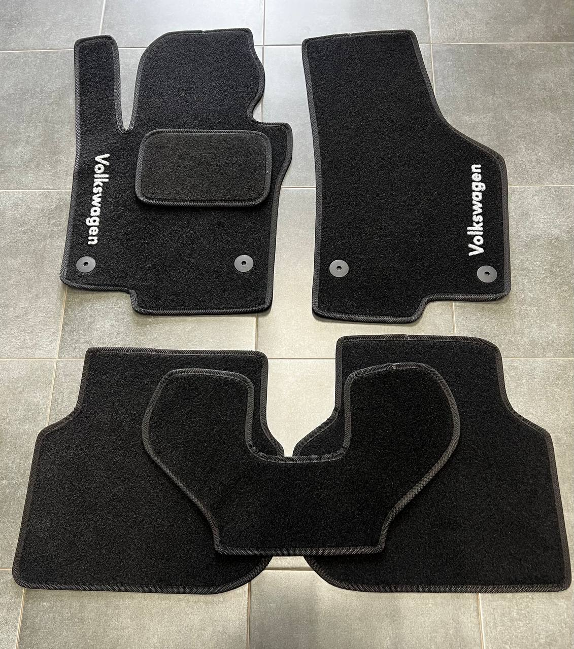 Килимки автомобільні ворсові в салон для Volkswagen Jetta 2010-т. ч. 5 шт. Чорний (BLCCR1667)