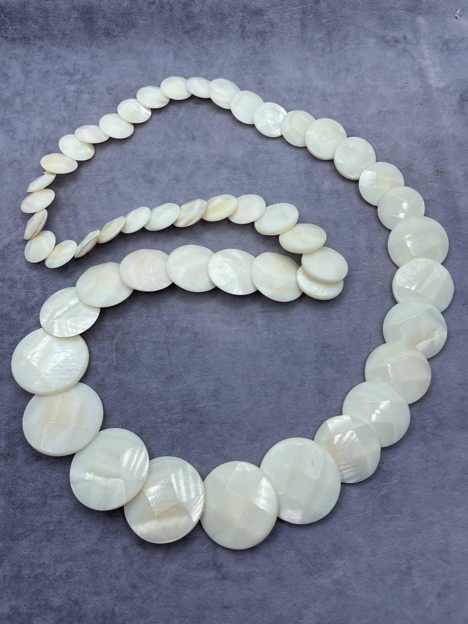 Бусы перламутр 80 см Белый (1329)